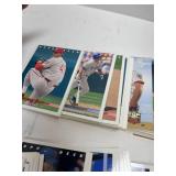 1993 Upper Deck Baseball cards. Approx. 300 cards.