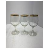 6 vintage wine glasses with gold rim