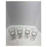 4 Christmas Arbyâs wine glasses