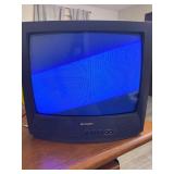 19inch Sharp TV Manufactured 1999 with remote and it works