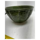 Harvest 2009 Serving Mixing Bowl Green