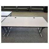 Adjustable Height Computer Table