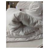 Top Language Ultra Soft Comforter white 120 in X 132 in