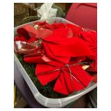 Tote of garland and red bows