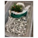 Tote Christmas lights and extras