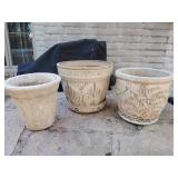 Assortment of flower pots largest approx 9x11 inches