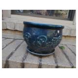 Blue flower pot approx 9x12 inches