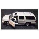 National Motor Museum Mint item#cadesv grey 2004 Cadillac escalade esv