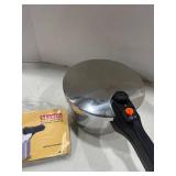 Manttra quick and easy pressure cooker