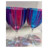 6 plastic wine glasses