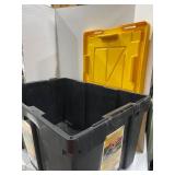 Gravious Living 27 gallon storage tote and lid