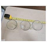 Lot of 3 dinner drinking glasses