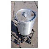 Outdoor turkey fryer and 30qt pot