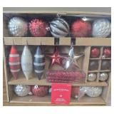 40ct Shadow Resistant Ornaments Set with Hooks