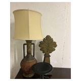 Lamp and deco lot