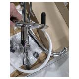 Delta Faucet Classic Single-Handle Kitchen Sink Faucet with Side Sprayer in Matching Finish, Chrome 400-DST - Retail: $106.56