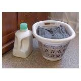 Camco Collapsible Laundry Basket | Features Simple Pop-Open & Collapse-Down Design | Waterproof for Easy Clean-Up | Measures 14.5 x 19.75 x 2.5/10 Collapsed/Expanded, Taupe & White (51951)