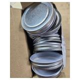 Chuangdi 30 Packs Mason Jar Lids Regular Mouth Leak Proof Secure Mason Storage Solid Caps (Silver)