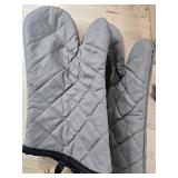 ARCLIBER Oven Mitts 1 Pair of Quilted Lining,Heat Resistant Kitchen Gloves,Classic Flame Oven Mitt Set,Grey 13 Inches