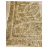 Green Runner Rug 32 in. x 48 in.