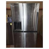 LG 27 cu. ft. Side by Side Smart Refrigerator w/ Craft Ice, External Ice and Water Dispenser in PrintProof Stainless Steel-Retail-$1943.00