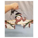 SNOWMAN HANGING PICTURE HOLDER