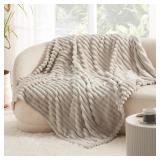 Bedsure Throw Blanket for Couch   Super Soft Cozy Blankets for Women, Cute Small Fleece Blanket for Girls, Linen, 50x60 Inches