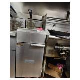 Saturn Natural Gas Fryer