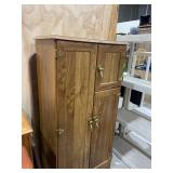 Cabinet 53 x 27 x 17 in