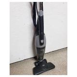 Working Black & Decker 2N1 Vacuum