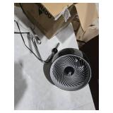 Vornado PIVOT6BLK 9 inch Black Medium Air Circulator Table Fan - Retail: $79.99