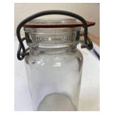 Glass Jar (no lid)