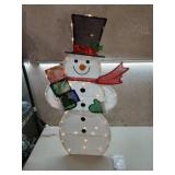 HOLIDAY STYLE LIGHTED SNOWMAN WITH 50 CLEAR MINIATURE LIGHTS RUST RESISTANT COATED WIRE 37"H(POWER ON!)