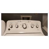 LIKE NEW GE Washing machine, stainless steel tub, very very nice