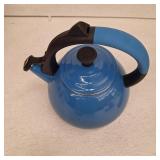 Le Creuset 1.6-qt Enamel on Steel Oolong Kettle, Marseille, Retail - $69.98