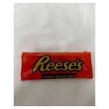 Reeseâs Peanut Butter Cup Pouch Zipper Closure