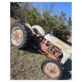 Ford 8 N Tractor, turns over