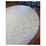 Similar but not exact! LAMBZY Round Rug (10