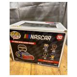 Funko Pop Ride Super Deluxe: NASCAR - Vinyl Figure Jeff Gordon