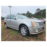 2004 Cadillac SRX, GRAY