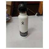 Hydro Flask 21 oz Standard Mouth w/ Standard Flex Cap - White