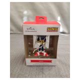 Hallmark Sonic The Hedgehog Christmas Ornament (B09YT4GVG4)