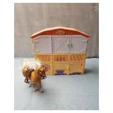 Barbie Doll Horse Stable 2000 - With Horse