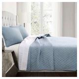 Retail - $99.98 Ava Diamond Oversized 3-Piece King Quilt Set by Lush Decor