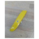 DIYSELF 1Pack Utility Knife Box Cutter Retractable Blade Heavy Duty(Yellow)