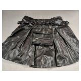 Ruolai Goth Black Pleated Mini Skirt with Chain High Waisted Tennis Skirt, No Tag Looks Like Medium