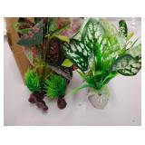 Reptile Artificial Plants, Terrarium Plants Decorations Supplies, Aquarium Fish Tank Plant, Amphibian Habitat Hideout Tank Accessories (M Set-2pcs/A)