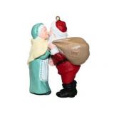 Hallmark Ornament: 1995 Christmas Eve Kiss | QX5157