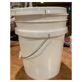 5 Gallon FOOD GRADE White Bucket Pail Container with Lid | Metal Handles with Plastic Grip for Easy Carrying | Easy Stack and Store | Heavy Duty 90MIL EXTRA DURABLE | Food Grade | BPA Free 1 Pack