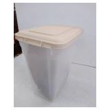 Iris USA 22 Lbs / 28 Qt WeatherPro Airtight Pet Food Storage Container, Clear/Almond